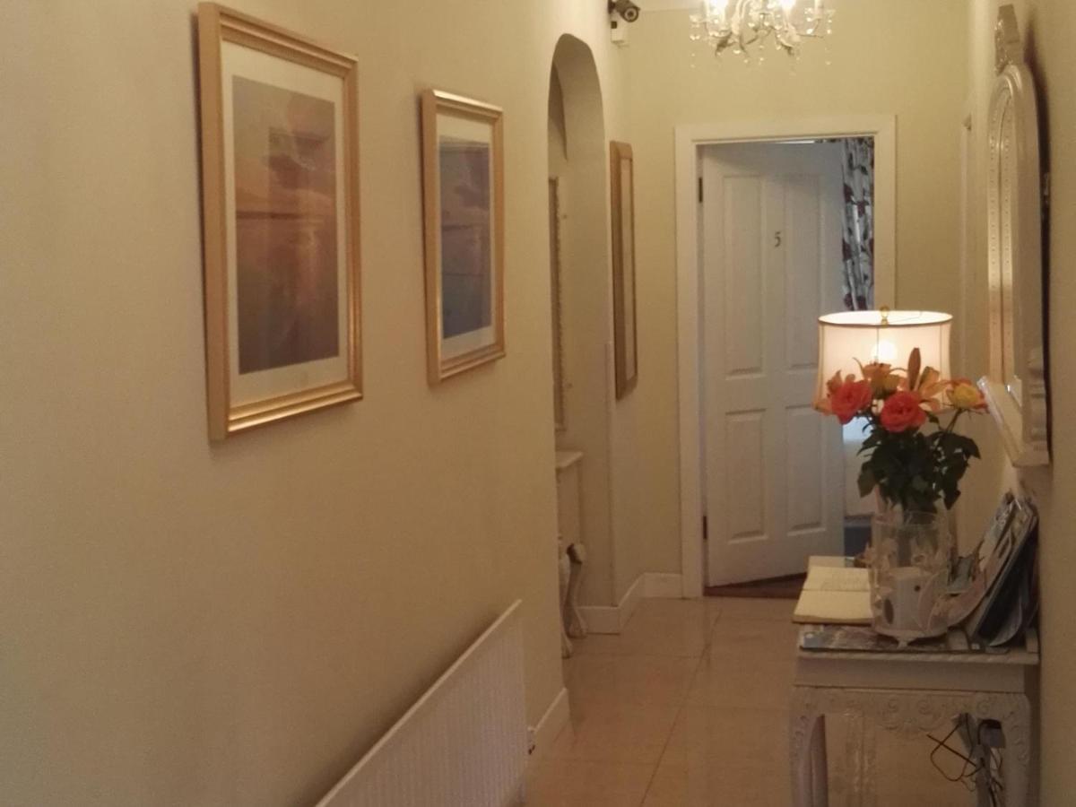The Vee Guest Accommodation Waterford Exteriér fotografie