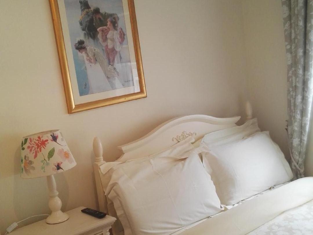The Vee Guest Accommodation Waterford Exteriér fotografie